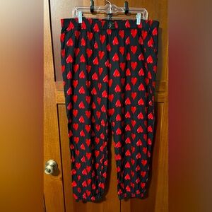🎄10/$10🎄 Victoria Secret Heart Jogger Lounge Pants
